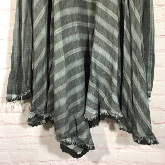 Free People Gray Plaid Skirt - Size 6 - Picture 3 of 8